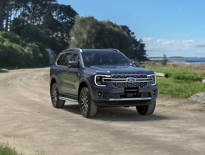 Ford Everest Titanium+ trên đường thử